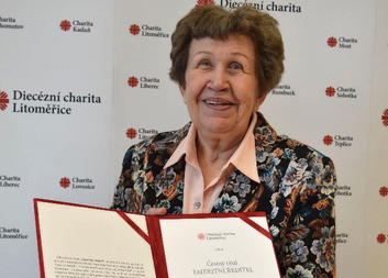 Litoměřická diecéze má první emeritní charitní ředitelku
